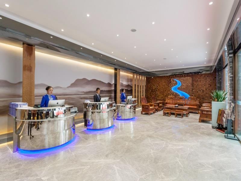 Blue City Chengdu Hotel Екстериор снимка